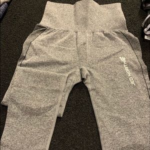 SUPPLE SEAMLESS LEGGINGS - GRAY